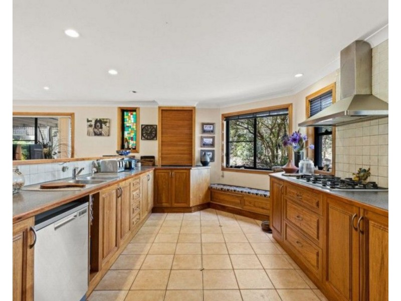 11 High Street, Highfields QLD 4352