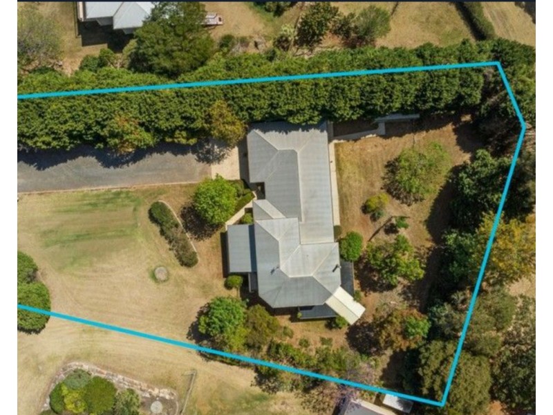 11 High Street, Highfields QLD 4352