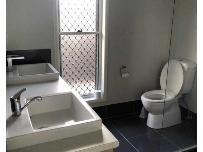 124 Short Street, Pittsworth QLD 4356