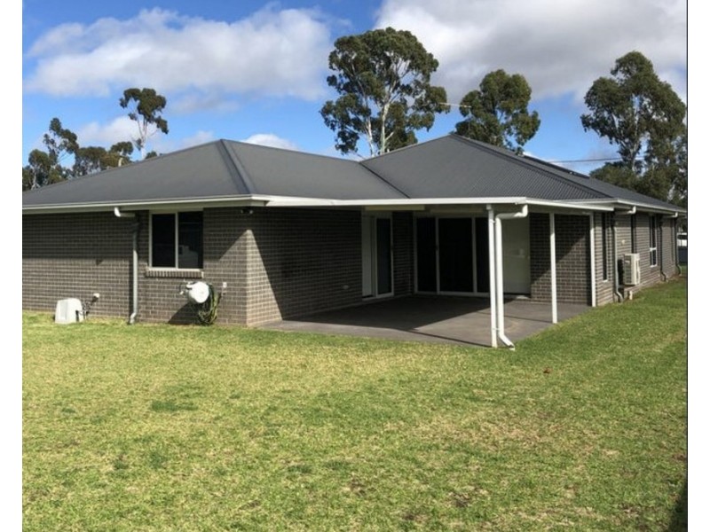 124 Short Street, Pittsworth QLD 4356