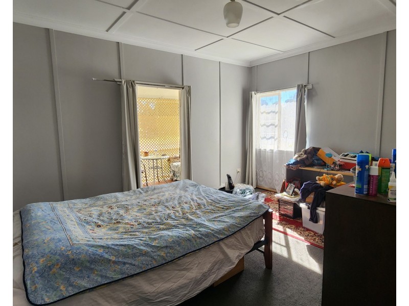 5 John Street, Crows Nest QLD 4355