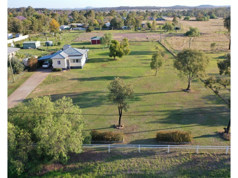30 Cooke Street, Goombungee QLD 4354