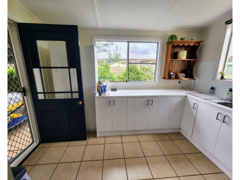 30 Cooke Street, Goombungee QLD 4354