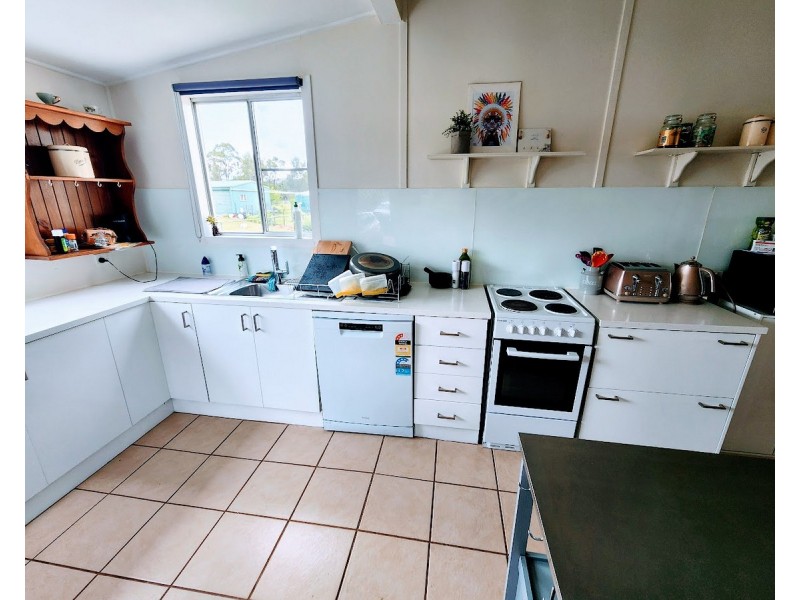 30 Cooke Street, Goombungee QLD 4354