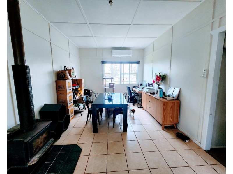 30 Cooke Street, Goombungee QLD 4354