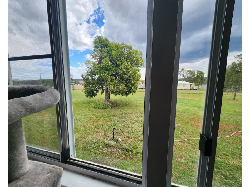 30 Cooke Street, Goombungee QLD 4354