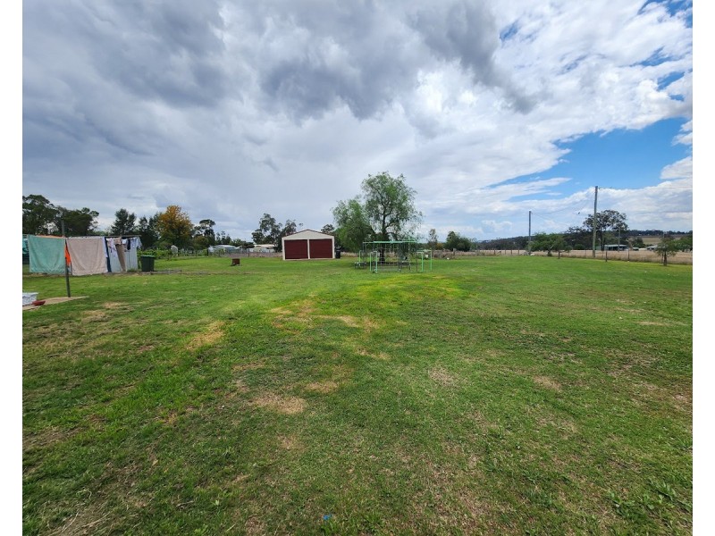 30 Cooke Street, Goombungee QLD 4354