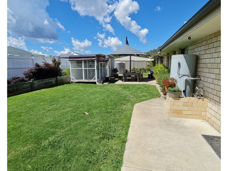 20 Parkland Drive, Crows Nest QLD 4355