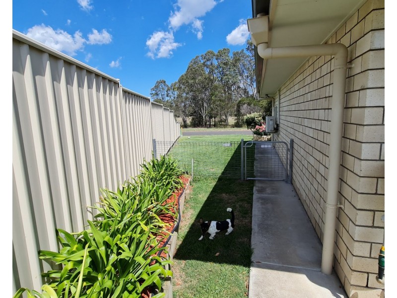 20 Parkland Drive, Crows Nest QLD 4355