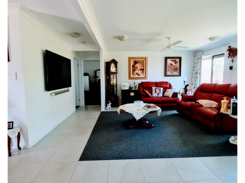 20 Parkland Drive, Crows Nest QLD 4355