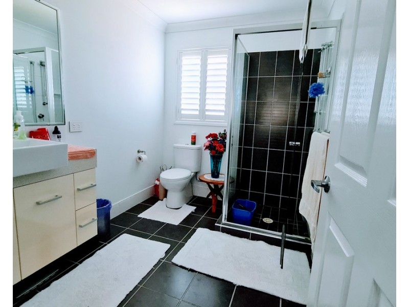 20 Parkland Drive, Crows Nest QLD 4355