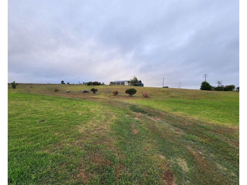 1029 Haden Crows Nest Road, Bergen QLD 4353