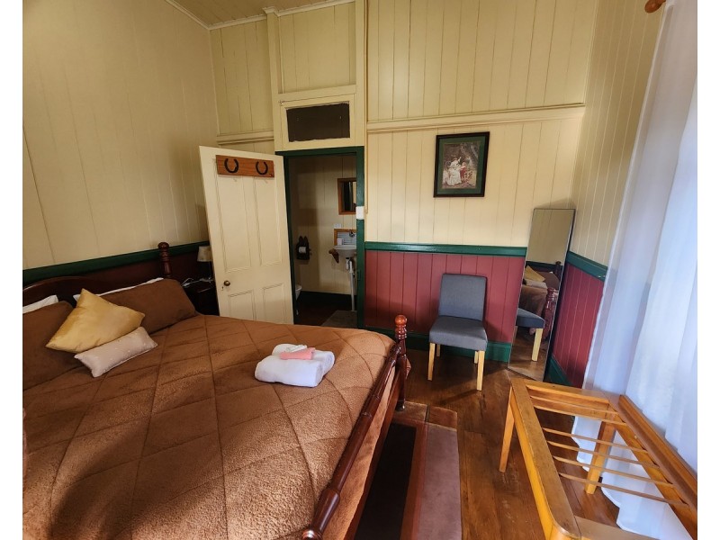 10 TOOTH SREET, Nobby QLD 4360