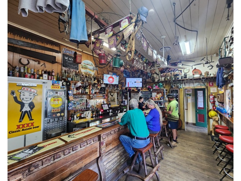 10 TOOTH SREET, Nobby QLD 4360