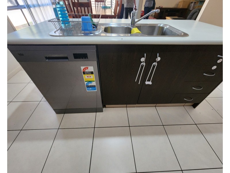 96A Hogg Street, Wilsonton Heights QLD 4350