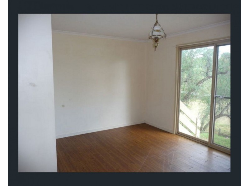 3 Frances Street, Cooyar QLD 4402