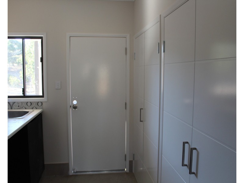 6 Bottle Tree Court, Withcott QLD 4352