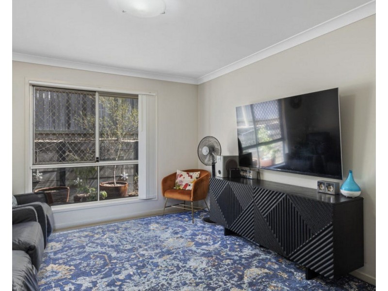 10 Kordan Boulevard, Raceview QLD 4305