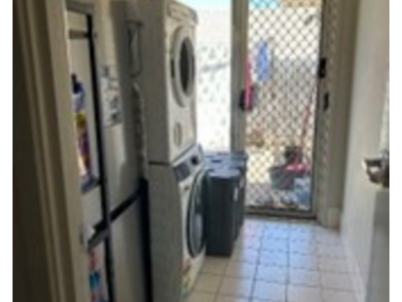 10 Kordan Boulevard, Raceview QLD 4305