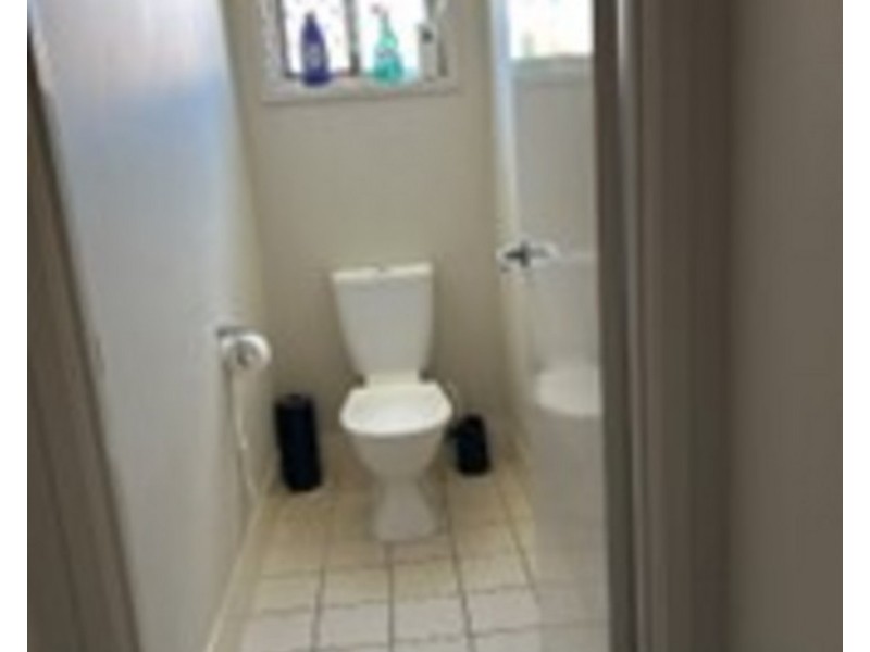 10 Kordan Boulevard, Raceview QLD 4305