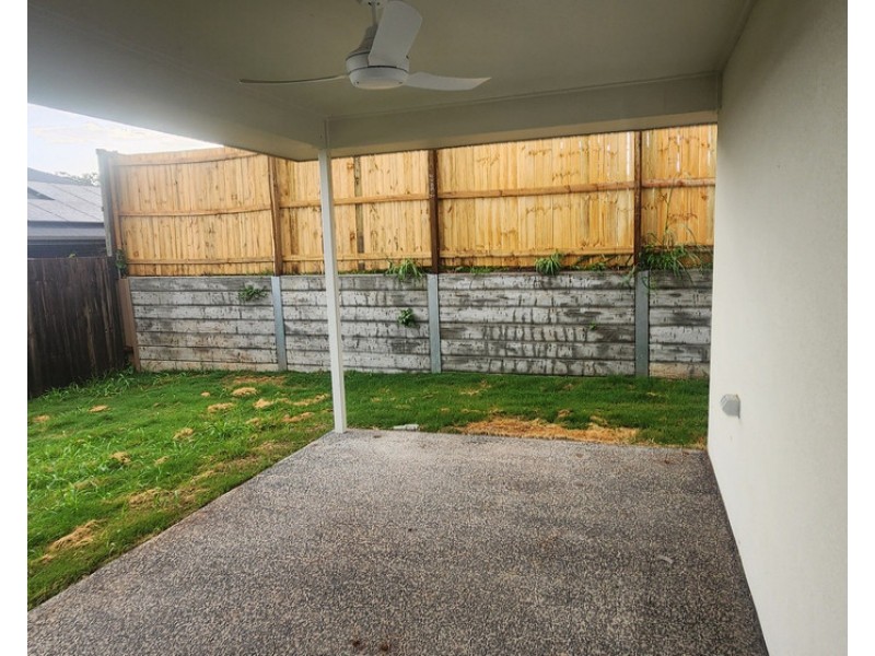 6 Sunrise Street, Glenvale QLD 4350