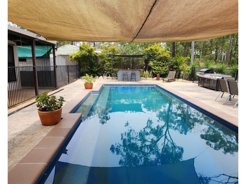 25 Squires Road, Lockyer QLD 4344