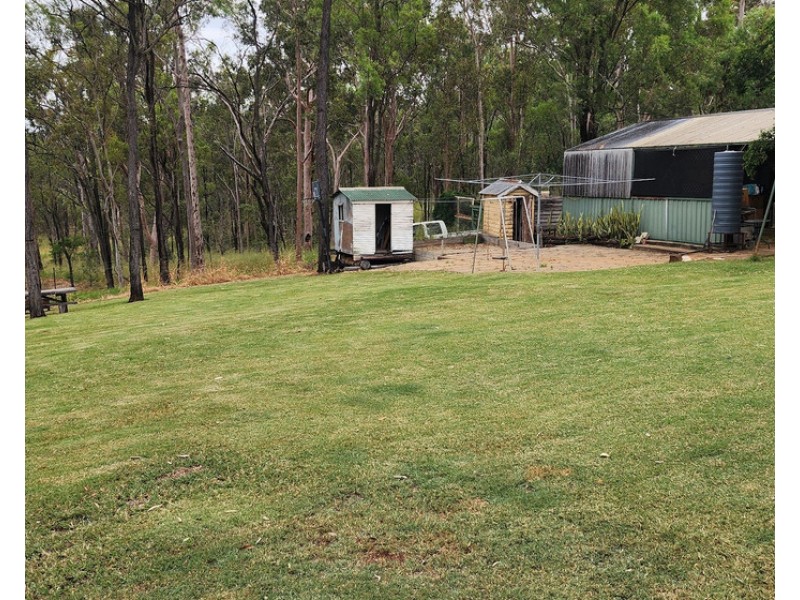 25 Squires Road, Lockyer QLD 4344