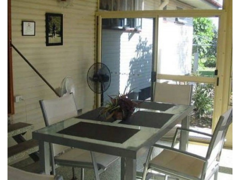 3 Hewitt Street, Moura QLD 4718