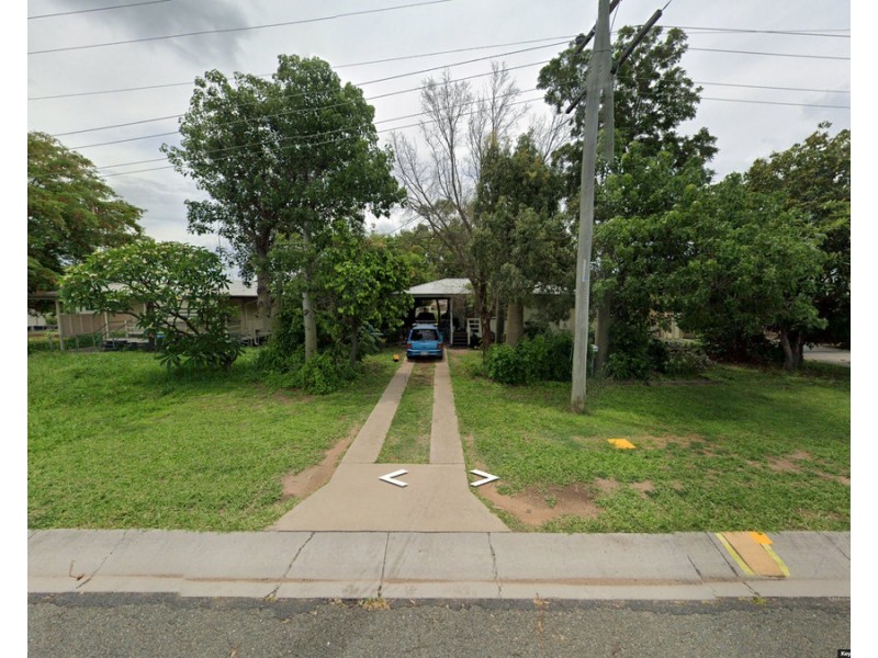 3 Hewitt Street, Moura QLD 4718