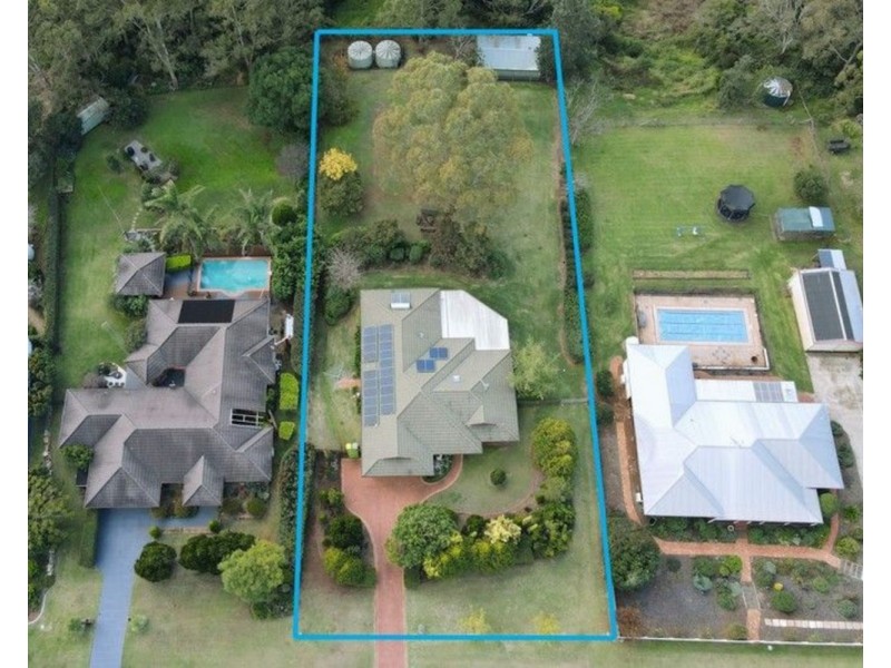 8 Parkway Drive, Highfields QLD 4352