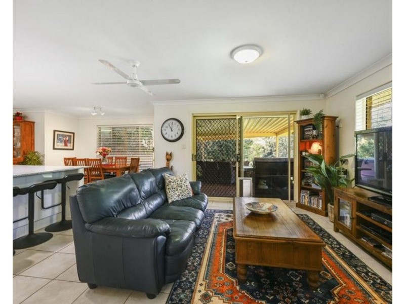 8 Parkway Drive, Highfields QLD 4352