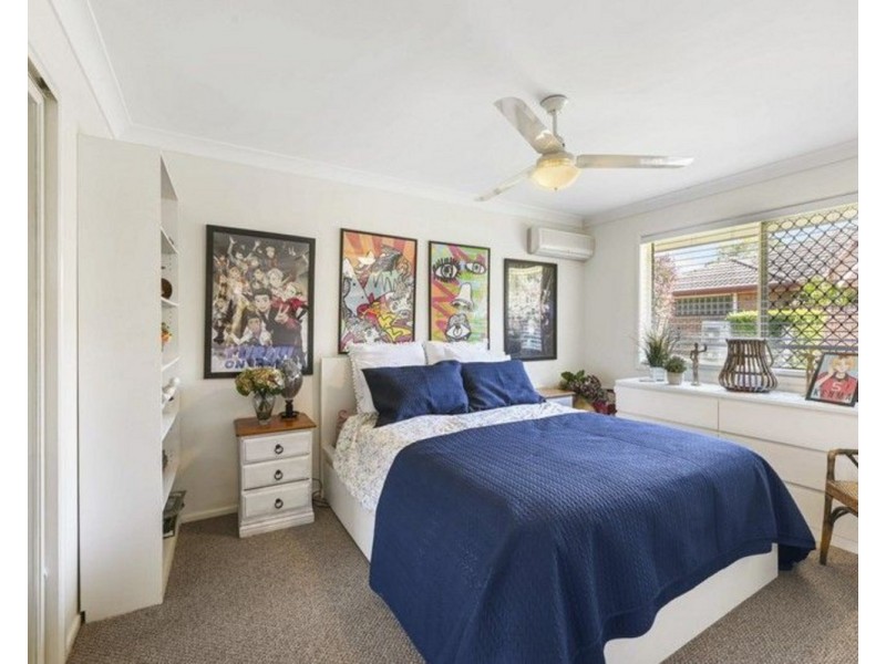 8 Parkway Drive, Highfields QLD 4352