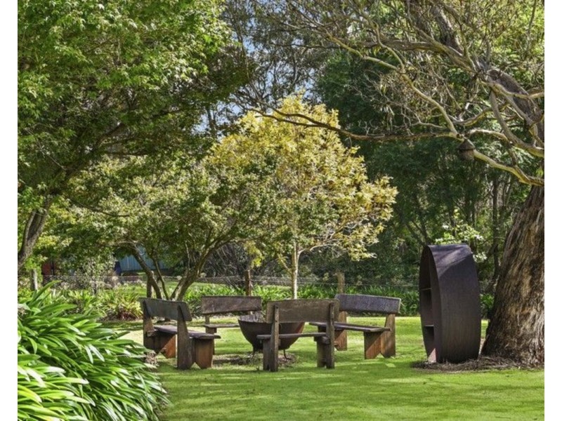 8 Parkway Drive, Highfields QLD 4352