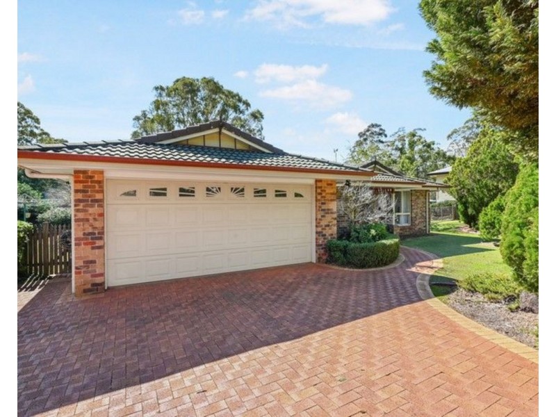 8 Parkway Drive, Highfields QLD 4352