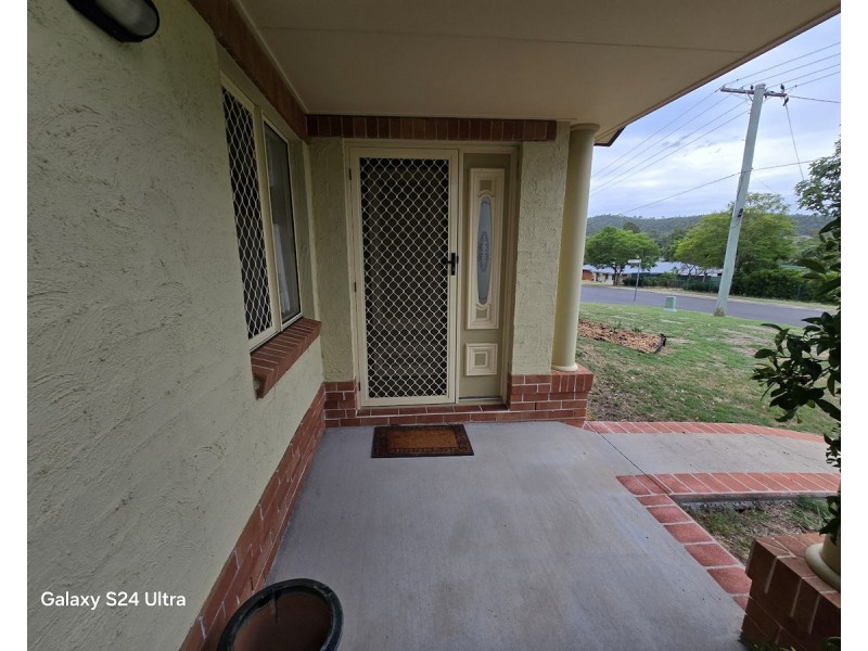 2/6 Vista Court, Withcott QLD 4352