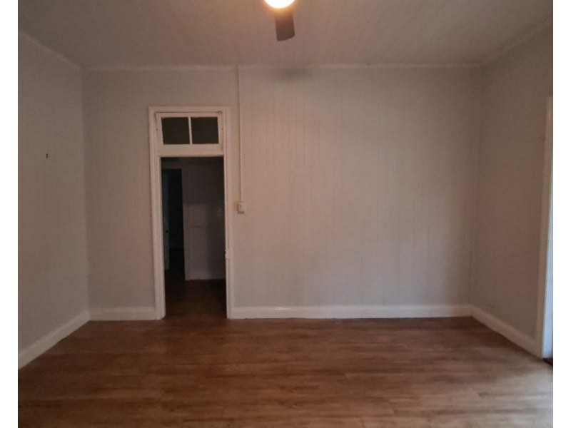 27 Nolan Street, Crows Nest QLD 4355