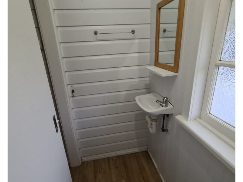 27 Nolan Street, Crows Nest QLD 4355