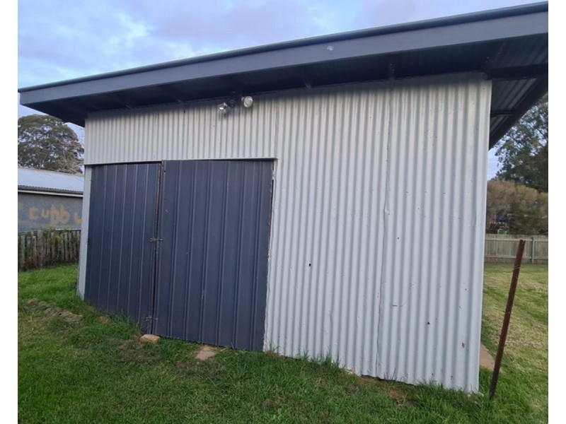 27 Nolan Street, Crows Nest QLD 4355