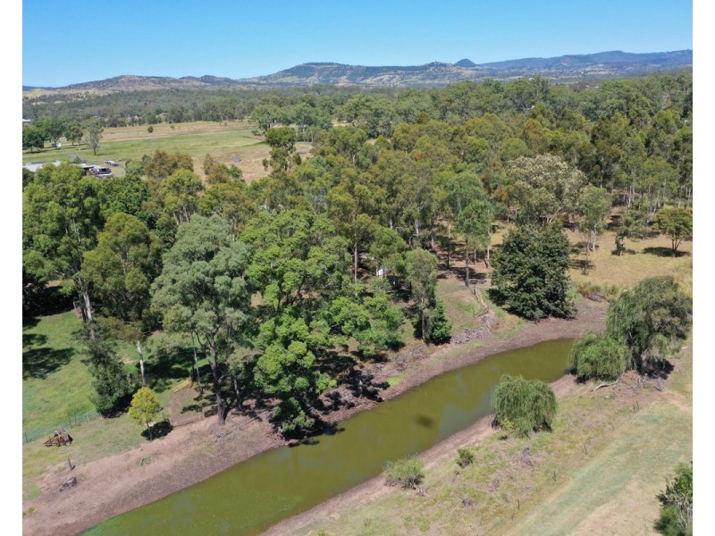10 Flagstone Creek Road, Helidon QLD 4344