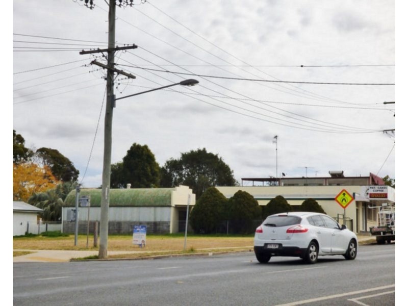 29 Toowoomba Road, Crows Nest QLD 4355