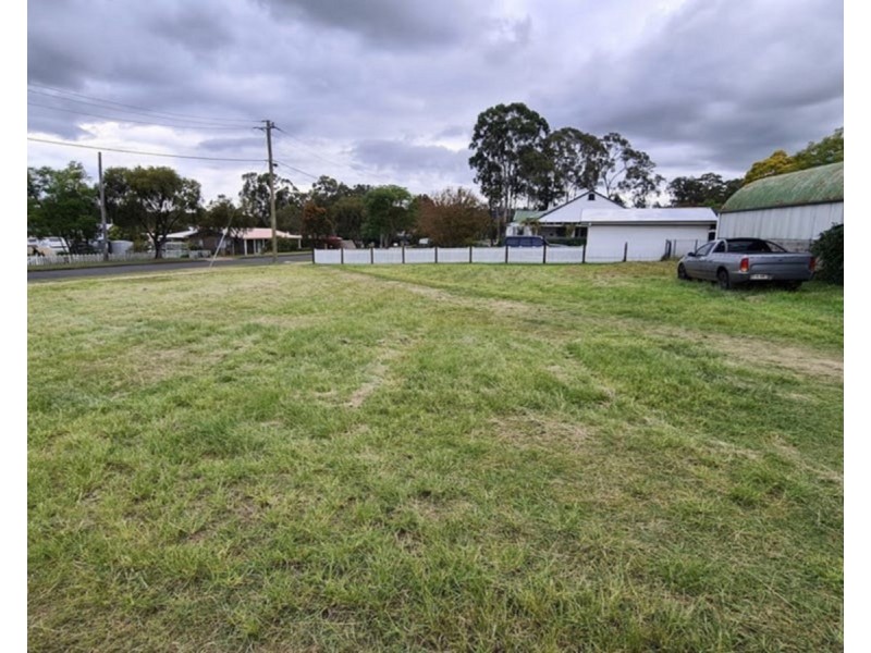 29 Toowoomba Road, Crows Nest QLD 4355