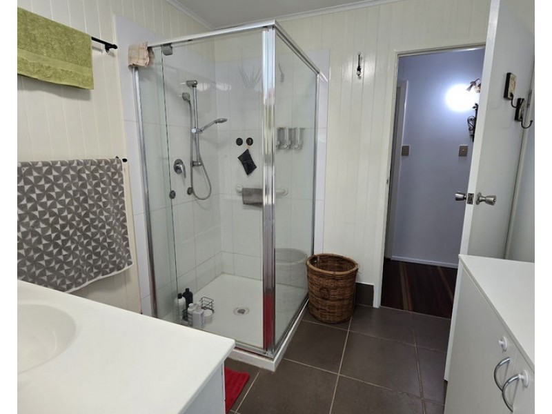 7 Downes Street, Chinchilla QLD 4413