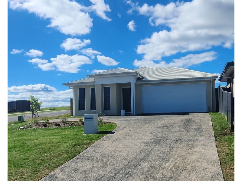 1 Wattle Grove, Harristown QLD 4350