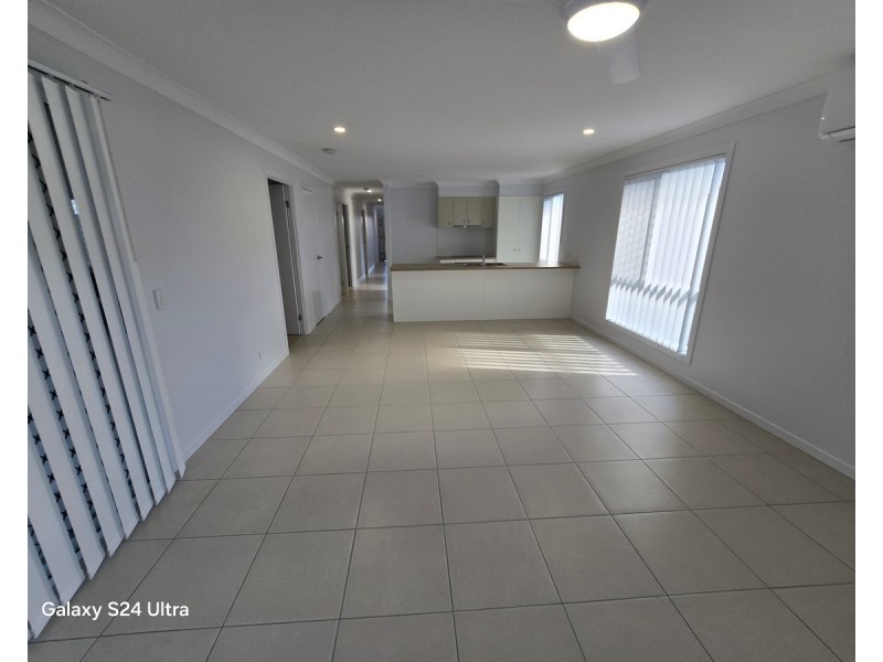 1 Wattle Grove, Harristown QLD 4350