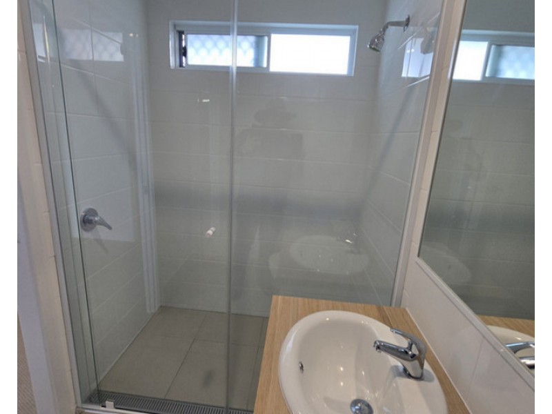 1 Wattle Grove, Harristown QLD 4350