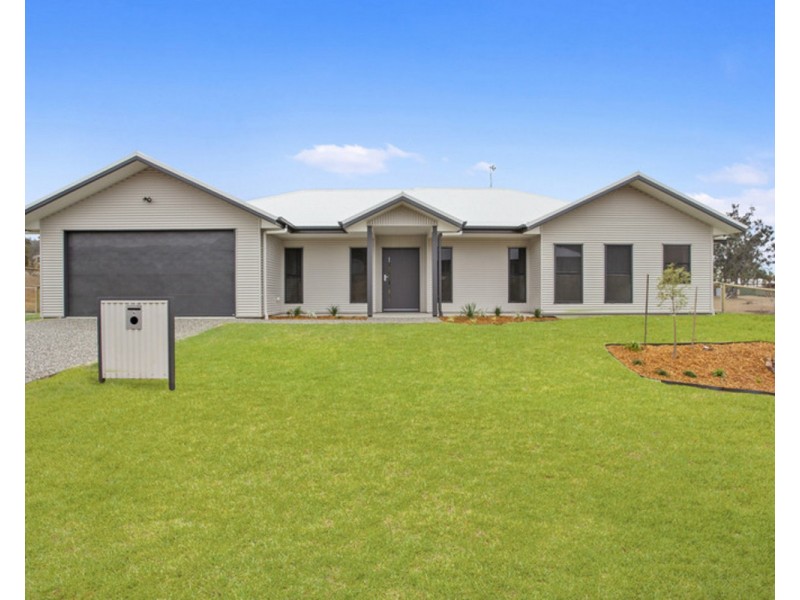 6 Bottle Tree Court, Withcott QLD 4352