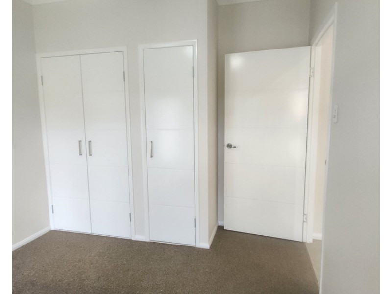 6 Bottle Tree Court, Withcott QLD 4352