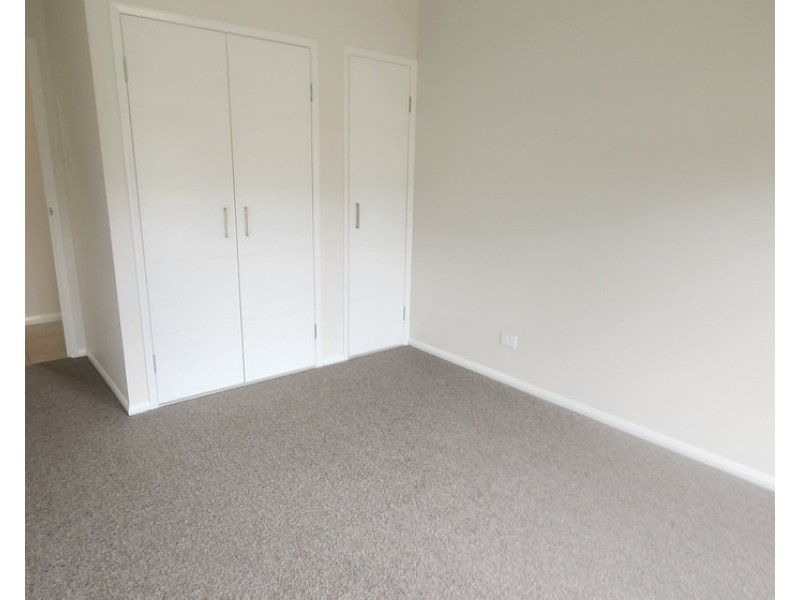 6 Bottle Tree Court, Withcott QLD 4352