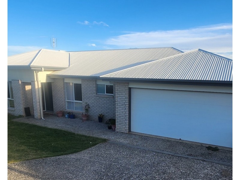 16 Willis Road, Meringandan West QLD 4352