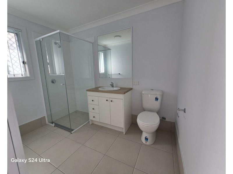 6 Wandsworth Street, Cranley QLD 4350